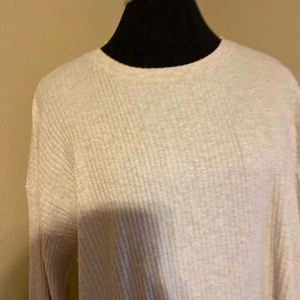 H&m ribbed cream tan long sleeve top 💜 - Image 2