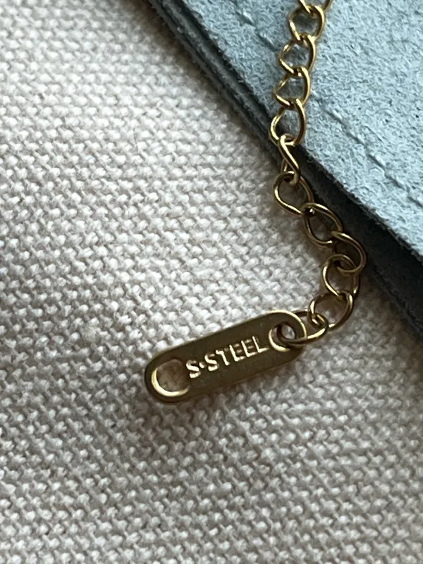Anthropologie 14K clover necklace - Image 3