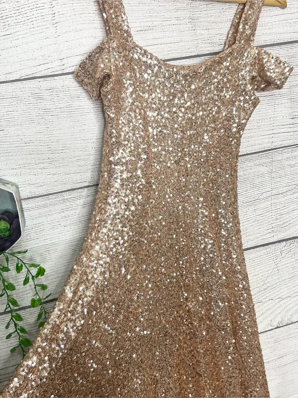 Couture Gold Sequin Sparkling Off Shoulder Formal Evening Gown Size Small Tall - Image 9