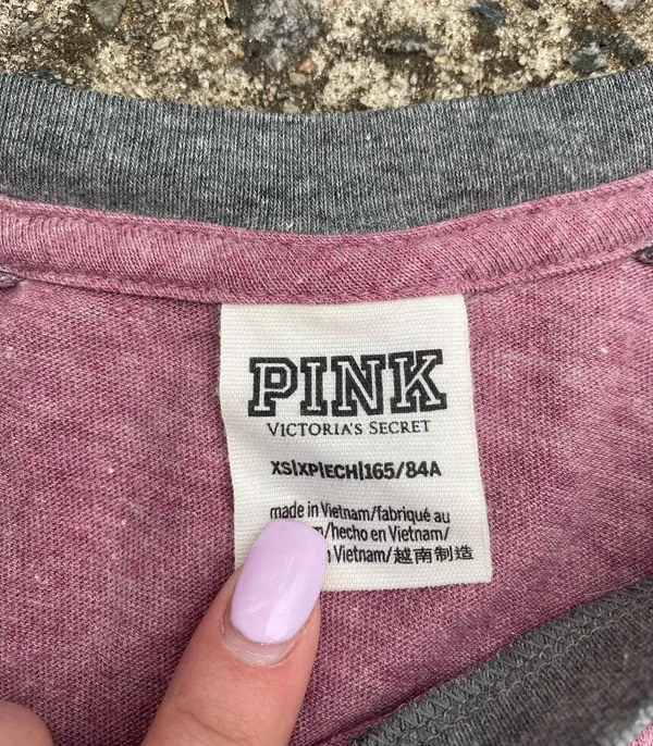 PINK Victoria’s Secret 3/4 Sleeve Tee - Image 3