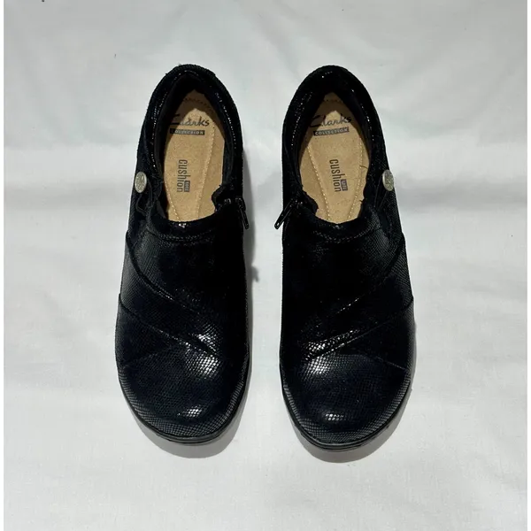 Clarks Collection Black Snakeskin Wedge Loafers Size 9 - Image 2
