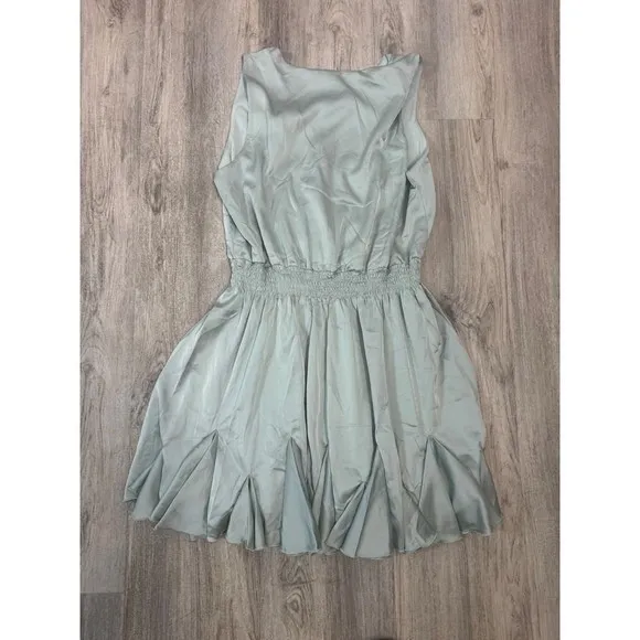 Love X Design Sage Green Satin Smocked Waist Pleated Hem Mini Dress Size Large - Image 3