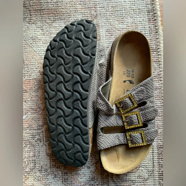 Birkenstock Betula 230 Sandals Slides Gold Buckle Summer Shoes Women Size 5.5 - Image 4