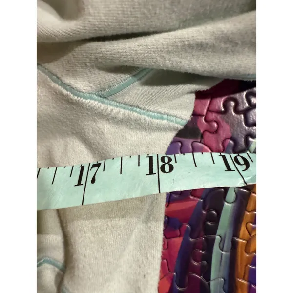 Lululemon Athletic Long Sleeve Raglan Top Mint Green Black Sleeve‎ Contrast 6 - Image 6