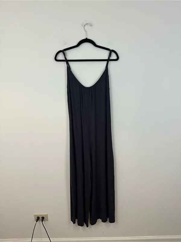 Z Supply Dark Gray Swingy Wide Leg Jumpsuit Spaghetti Strap Size Medium - Image 2