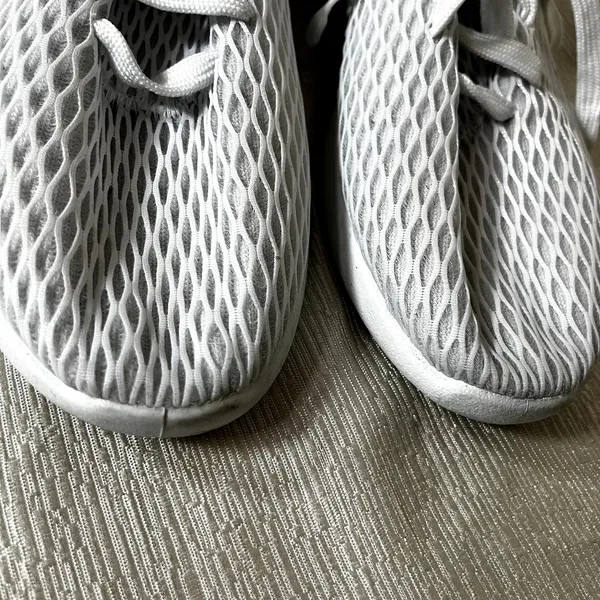 Solemates white sneakers 8/9 tennis shoes comfort mesh‎ - Image 6