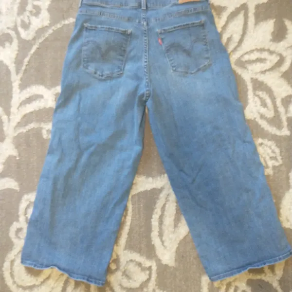 Levi’s wide leg cropped denim - Image 2