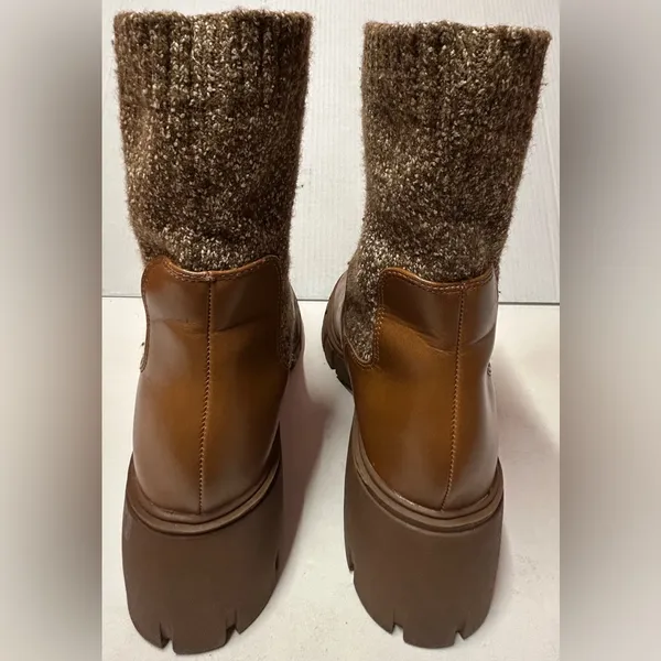 Universal Threads Keely Faux Leather Cognac Ankle Boots Knit Cuff Chunky Heel - Image 4