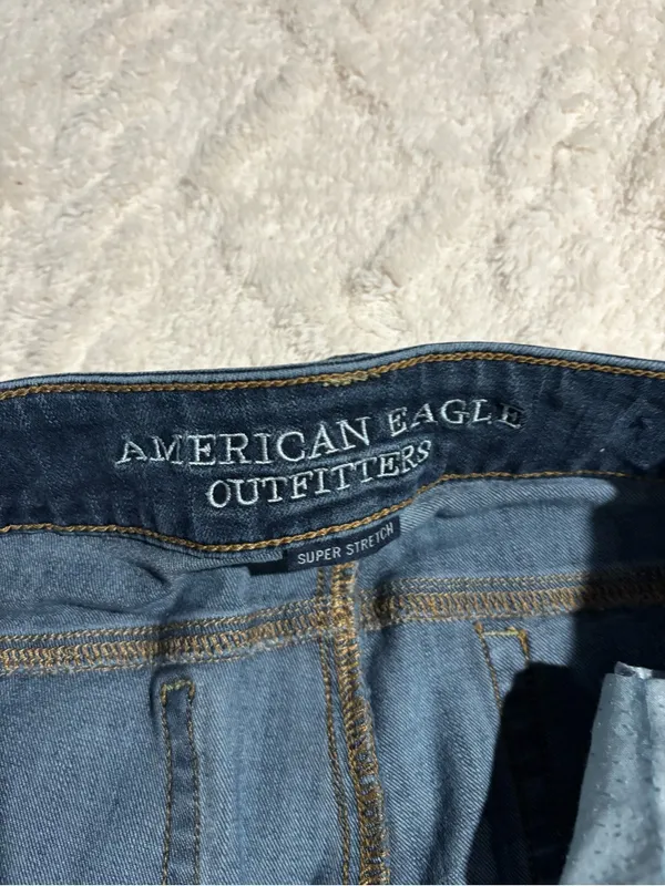American eagle artist size 2 jeans - Image 3