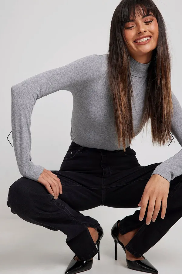 NA-KD High Waisted Jeans - Image 4