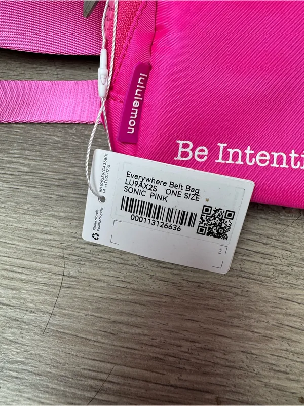 NWT Lululemon Belt Bag - Image 3