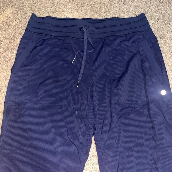 Lululemon Dance Studio Pant‎ III Regular Lined 32 Midnight Navy 12 - Image 4