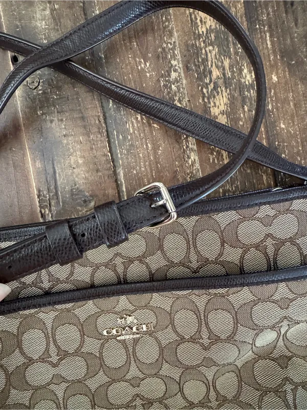 Coach Brown Signature Jacquard Crossbody Bag - Image 3