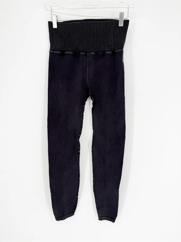 Free People Movement Good Karma High Waist 7/8 Leggings Women's M/L Grey Yoga - Image 3