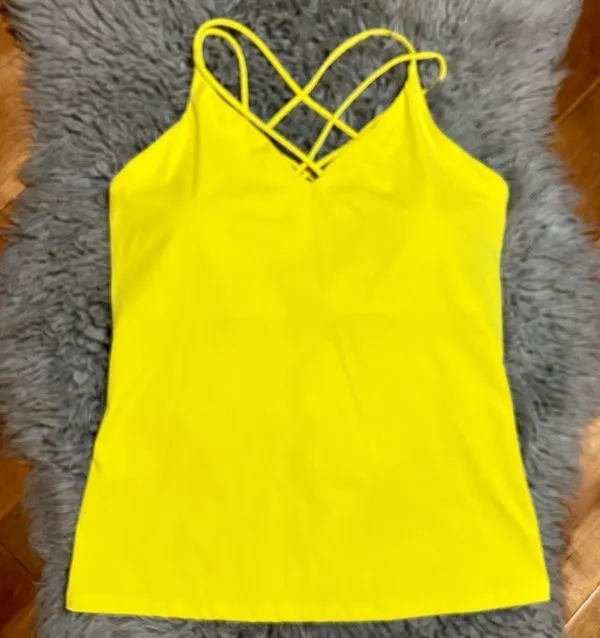 Zyia Strappy Cut Out Fantastic Tank Top Medium - Image 3