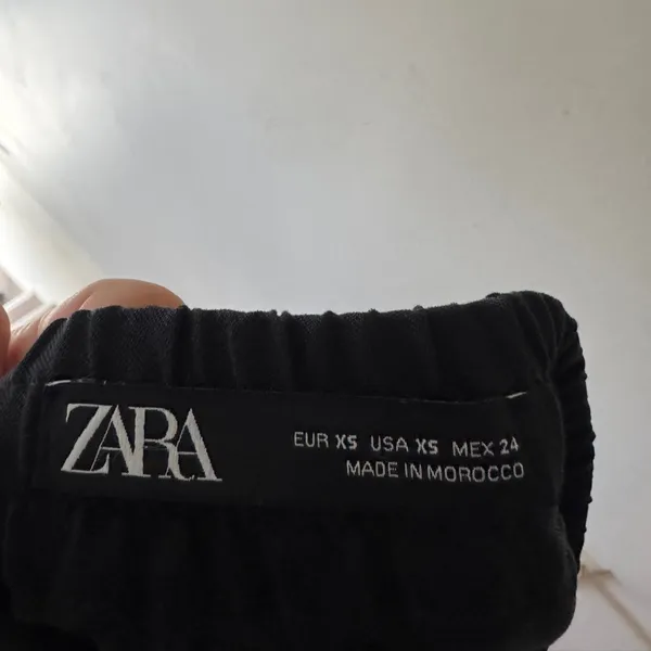 Zara Black‎ Stretchy Elastic Waist Cargo Jogger Pants With Pockets - Image 8