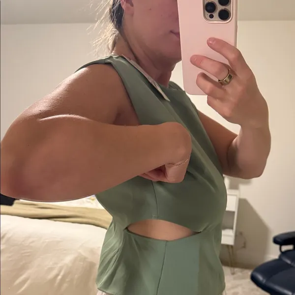 NWT Zara Light Green Sleeveless cut out Top - Image 7
