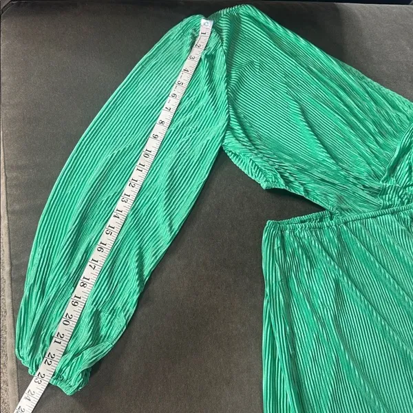 Women’s Green One-Shoulder Midi Dress Side Cut Out Side Zip Size M NWOT - Image 11