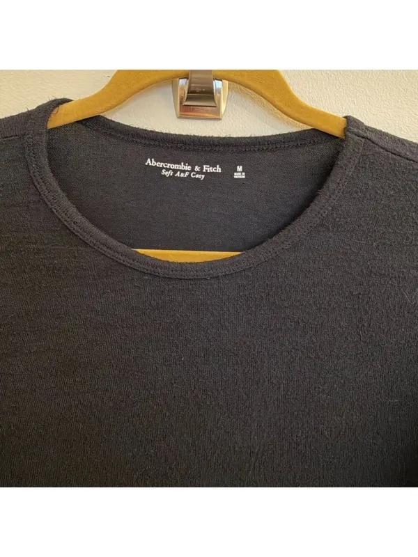 Abercrombie & Fitch Soft A&F Cozy Long Sleeve - Image 4