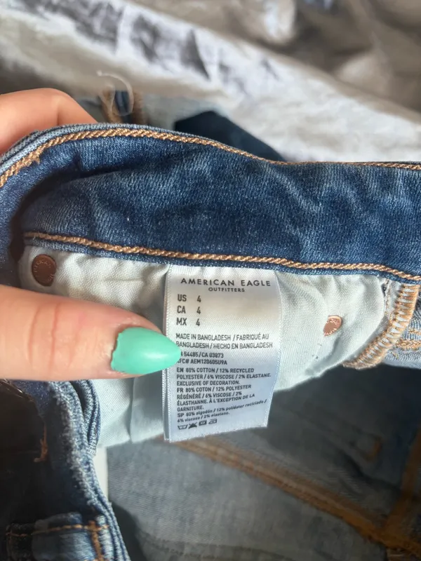 American Eagle Shorts - Image 2