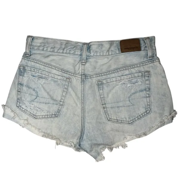 American Eagle women's denim shorts distressed light wash frayed raw hem size 0 - Image 2