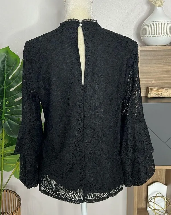 Laundry by Shelli Segal • lace balloon ruffle sleeve blouse - Image 3