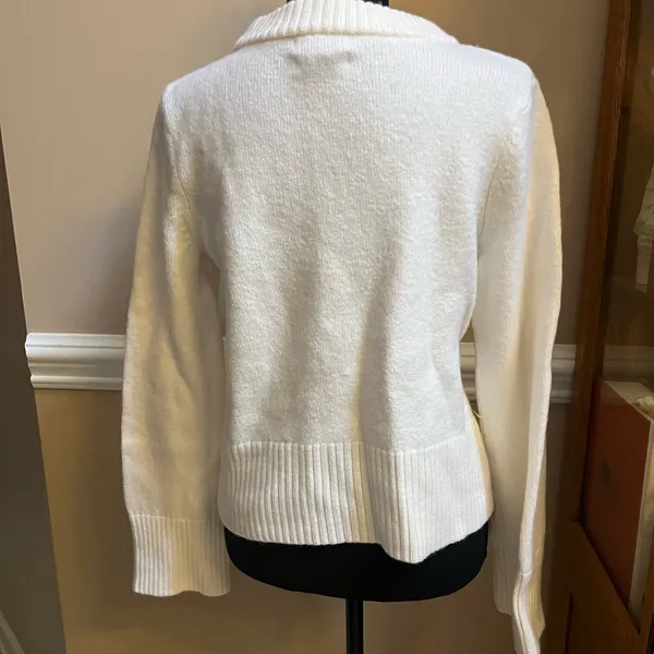 H by Halston Cream Crew Neck Merino Wool Sweater - Image 2