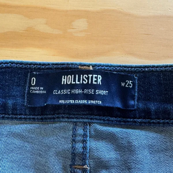 Hollister Classic High-Rise Short Distressed Denim Dark Wash Size 0 W25 Stretch - Image 4