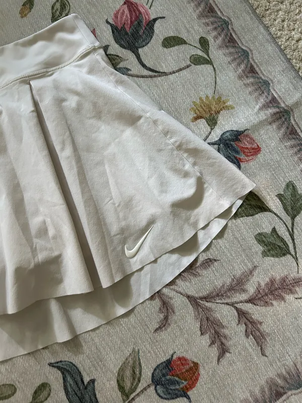 Nike skort (M) - Image 2