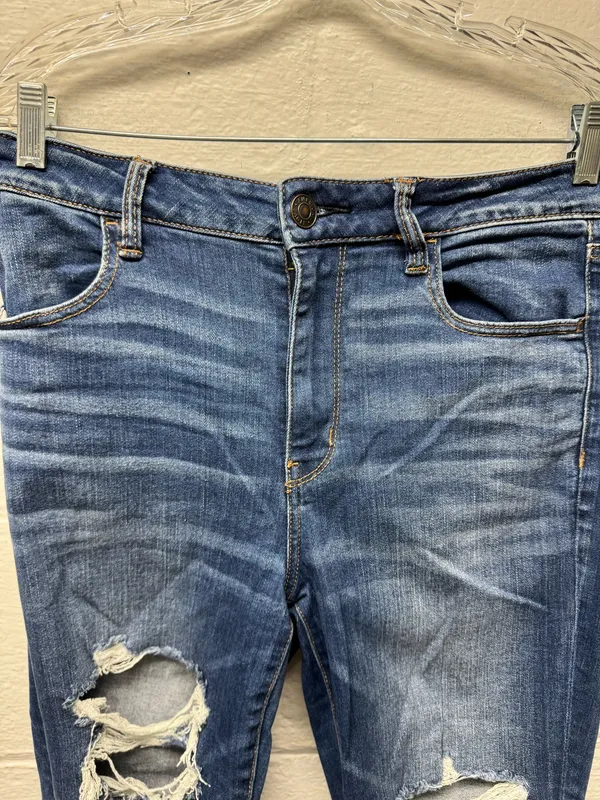American Eagle High Rise Jegging Distressed Jeans - Image 3