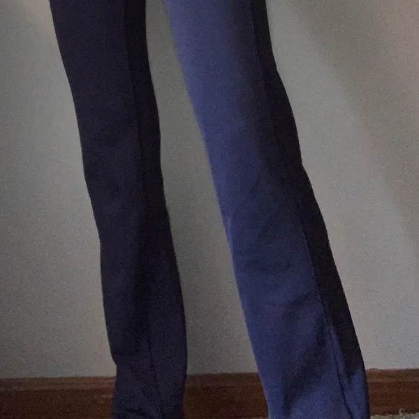Mizuno Navy Spandex Pants - worn once - Image 2