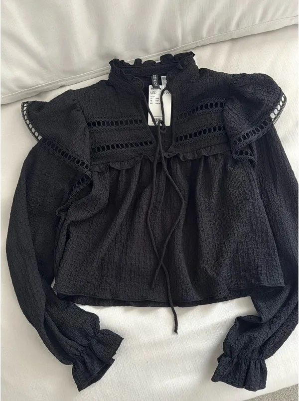 H&M Black Blouse Long Sleeve - Image 2