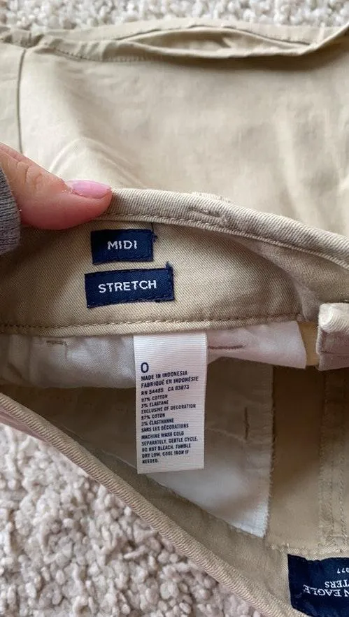 American Eagle Midi Stretch Shorts - Image 5