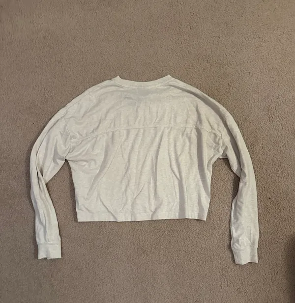 Cropped Crew Neck - Image 4