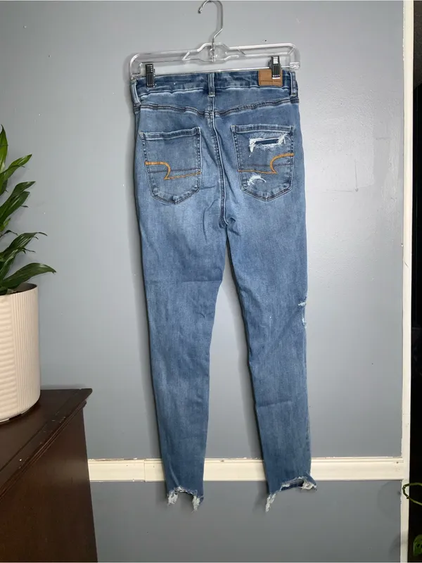 American Eagle Outfitters Distressed Curvy Hi-Rise Jegging Jeans - Size 6 - Image 3
