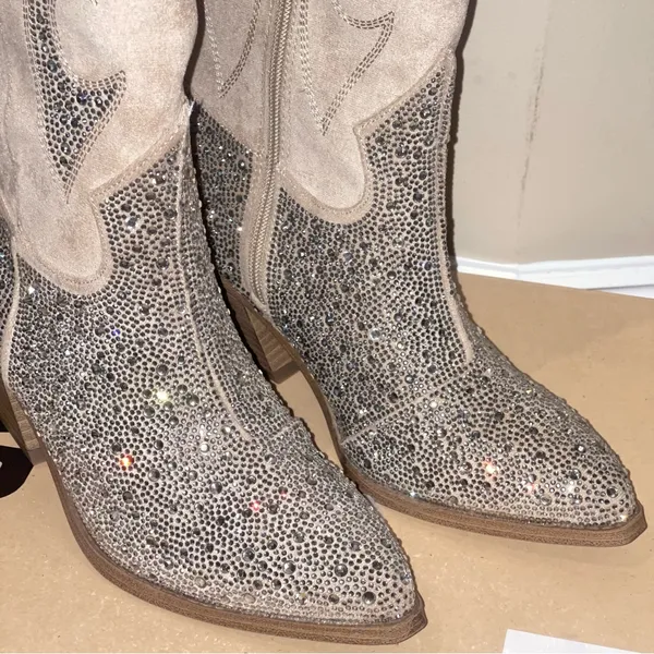 Madden Girl Glittery Tall Western Boots Super Bling! Size 6-7-10–11…Yes those four sizes!!! - Image 9