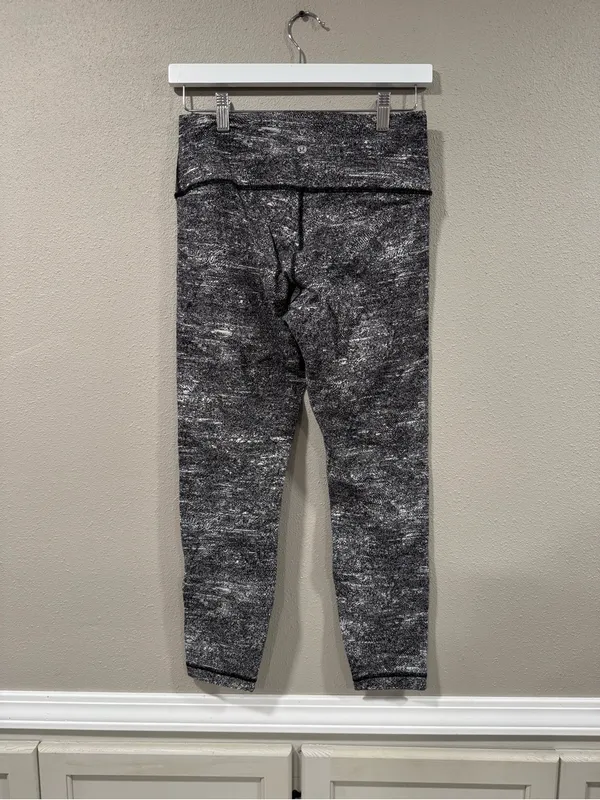 Lululemon Wunder Under Hi-Rise 7/8 Tight *25" - Image 4