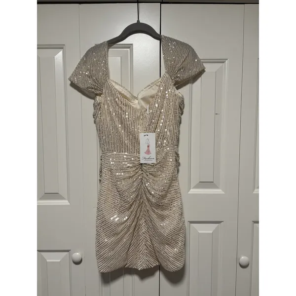 Sequin Ruched Mini Dress Size 6 Elegant Party Dress - Image 8