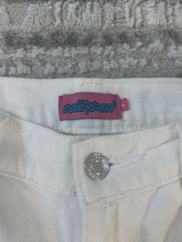 Edikted White Jeans Cut-Out - Image 2