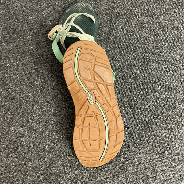 Chacos Womens green strappy outdoor hiking waterproof sandals size 7 ZX1 - Image 4