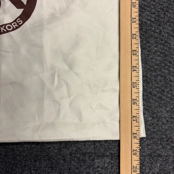 Michael Kors Cream Drawstring Dust Bag for Handbags and Accessories 18x18 - Image 2