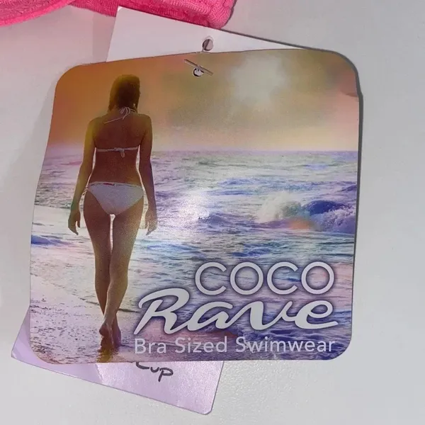 NWT 32C Coco Rave Bae pink push up detachable strap lightly‎ padded bikini - Image 8