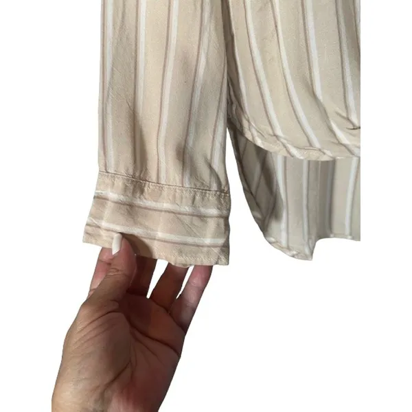 Abercrombie & Fitch Women Beige White Striped Knot Front Button Down Shirt Med - Image 3