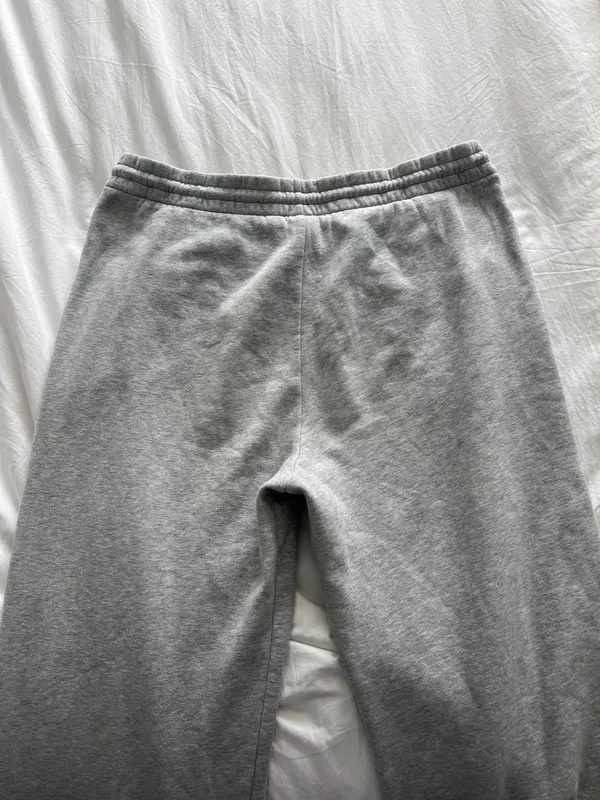 Grey aritzia sweats  - Image 3