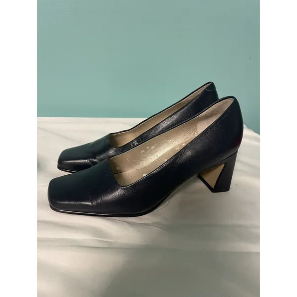 Liz Claiborne womens 6 navy blue leather pumps dress shoes‎ heels S-289 - Image 4