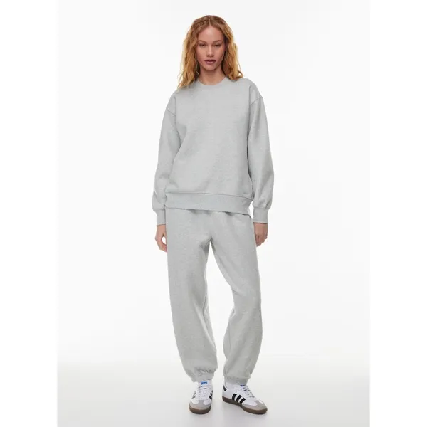 Aritzia Cozy Fleece Boyfriend Crew Sweatshirt in heather chrome, size XS - Image 2