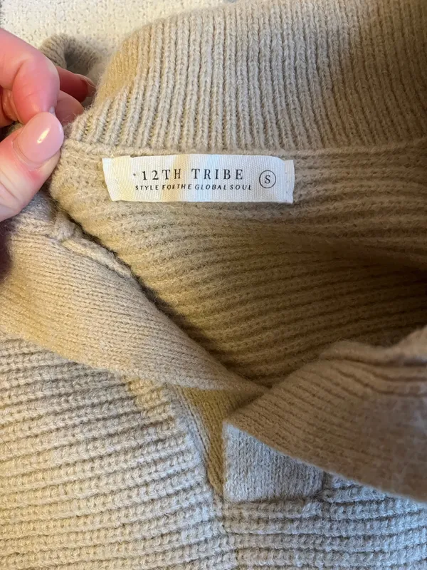 12th Tribe Cropped Sweater - Image 3