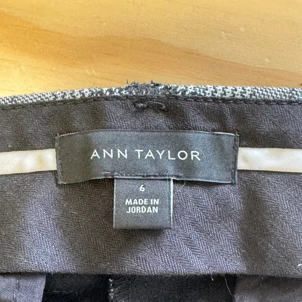 Ann Taylor Grey Glen Plaid Ankle Trousers Women's 6 Stretch Slim Dress Pants - Image 7