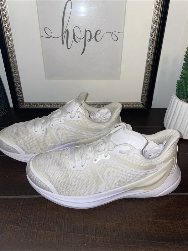 Lululemon Athletica Blissful 2 Women's Sneakers Size 8 - Image 6