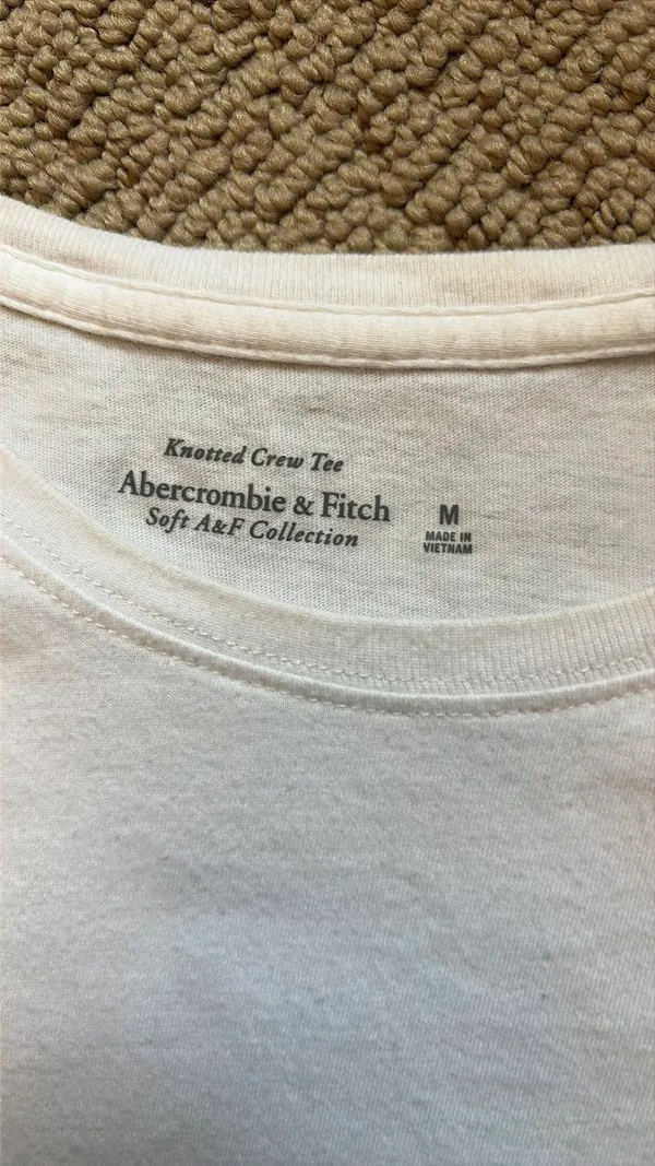 Abercrombie & Fitch Knotted Crew Tee - Image 2